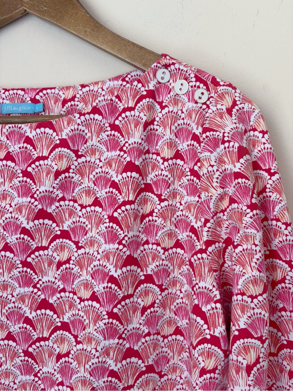 J. McLaughlin Pink Scalloped Print Wavesong Top Large - Picture 2 of 6